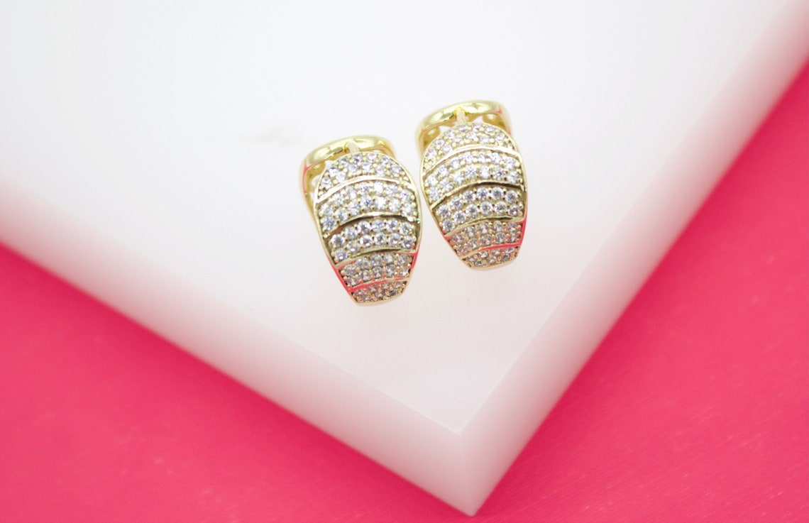 18K Gold Filled Pave Layered Oval Huggies Earrings With Micro CZ Cubic Zirconia Stones (L68)